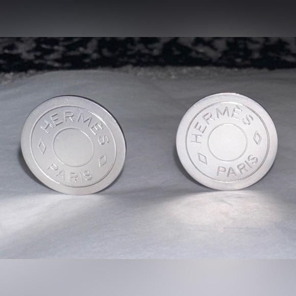 Hermès AUTHENTIC Bijouterie Fantaisie Clou de Selle Logo Silver Clip On Earrings - Picture 4 of 16